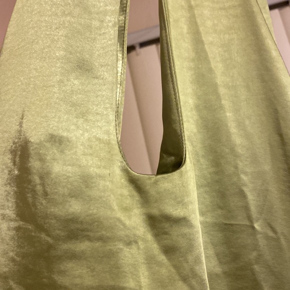 FOR LOVE & LEMONS Green Satin
Pia Halter Neck Maxi Dress Gown size L - Picture 14 of 14